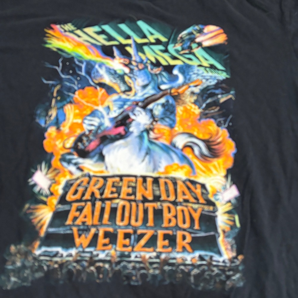 Gildan Hella Mega Tour T-Shirt Mens XL Black Green Day Fall Out Boy Weezer 2021